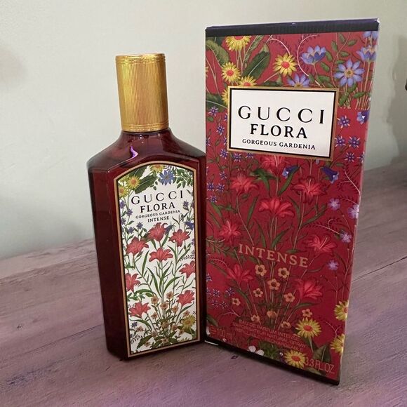 GUCCI - Flora Gorgeous Gardenia Eau de Parfum Intense -new in box - Picture 1 of 1